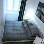 Lobzowska 6 Hotel *