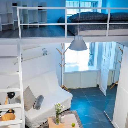 酒店 Lobzowska 6 *