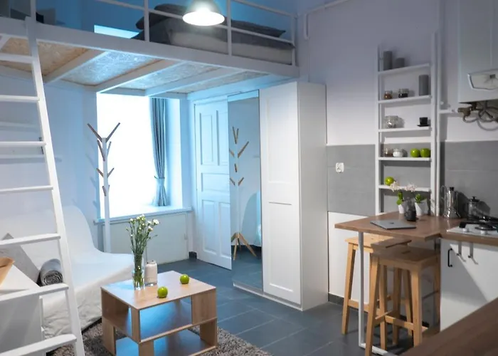 Lobzowska 6 فندق *